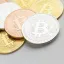 Cena bitcoinu vystoupala nejvýše od ledna, přesáhla 85 000 dolarů