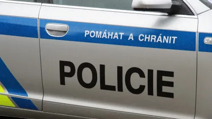 Policie při zásahu ve VZP zadržela tři osoby, zatím nikoho neobvinila