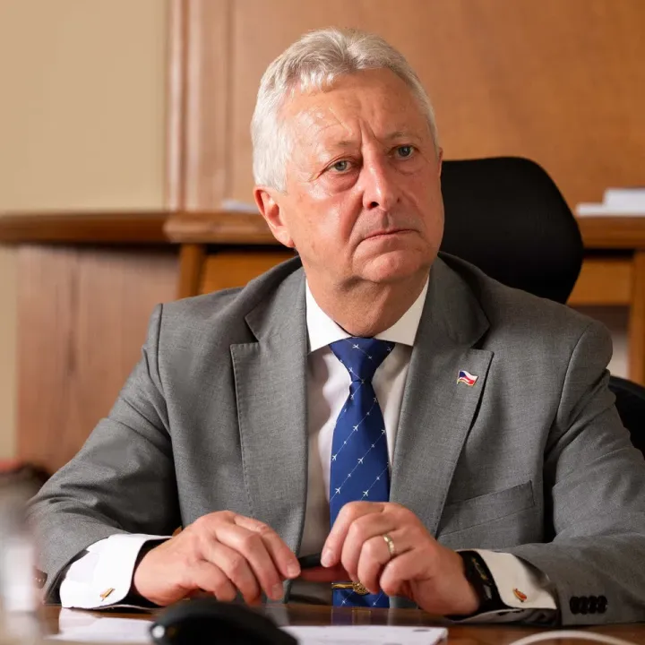 Ministerstvo obrany zrušilo zakázku na vozidla pro ženisty za 24,7 miliardy Kč