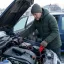 Než přijdou mrazy a auto nechytí: Action prodává multifunkční startér za třetinu ceny značkové konkurence