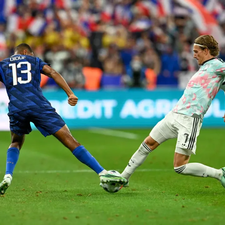 Francouzští fotbalisté rozdrtili Belgii 4:1 brankami v poslední čtvrthodině