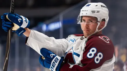 Nečas ve Winnipegu nebodoval, Dostál po pěti gólech střídal