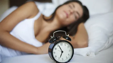 Hodina spánku navíc už se blíží. Letos vrátíme hodiny v nejčasnějším možném termínu