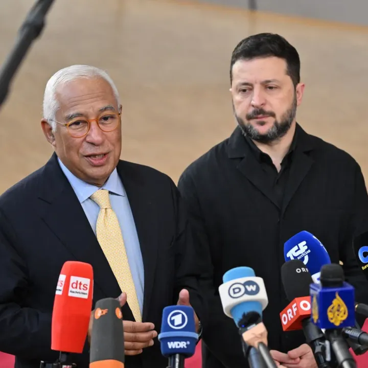 V Bruselu začal druhý den summitu EU, jednání o Ukrajině se účastní Zelenskyj