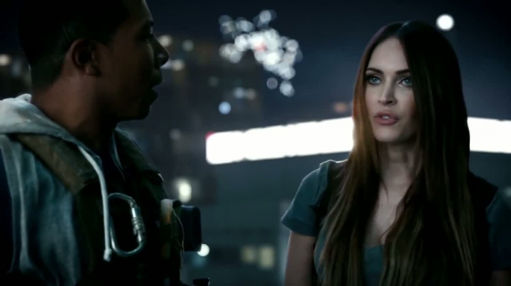 Call of Duty: Ghosts - Live-Action Trailer - Epic Night Out (Megan Fox)