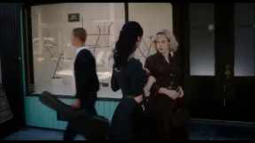 Big Eyes - anglický trailer