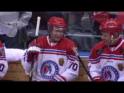 Putin - hokejová megastar