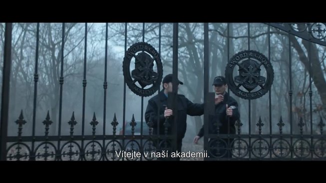Pád (2016): Trailer