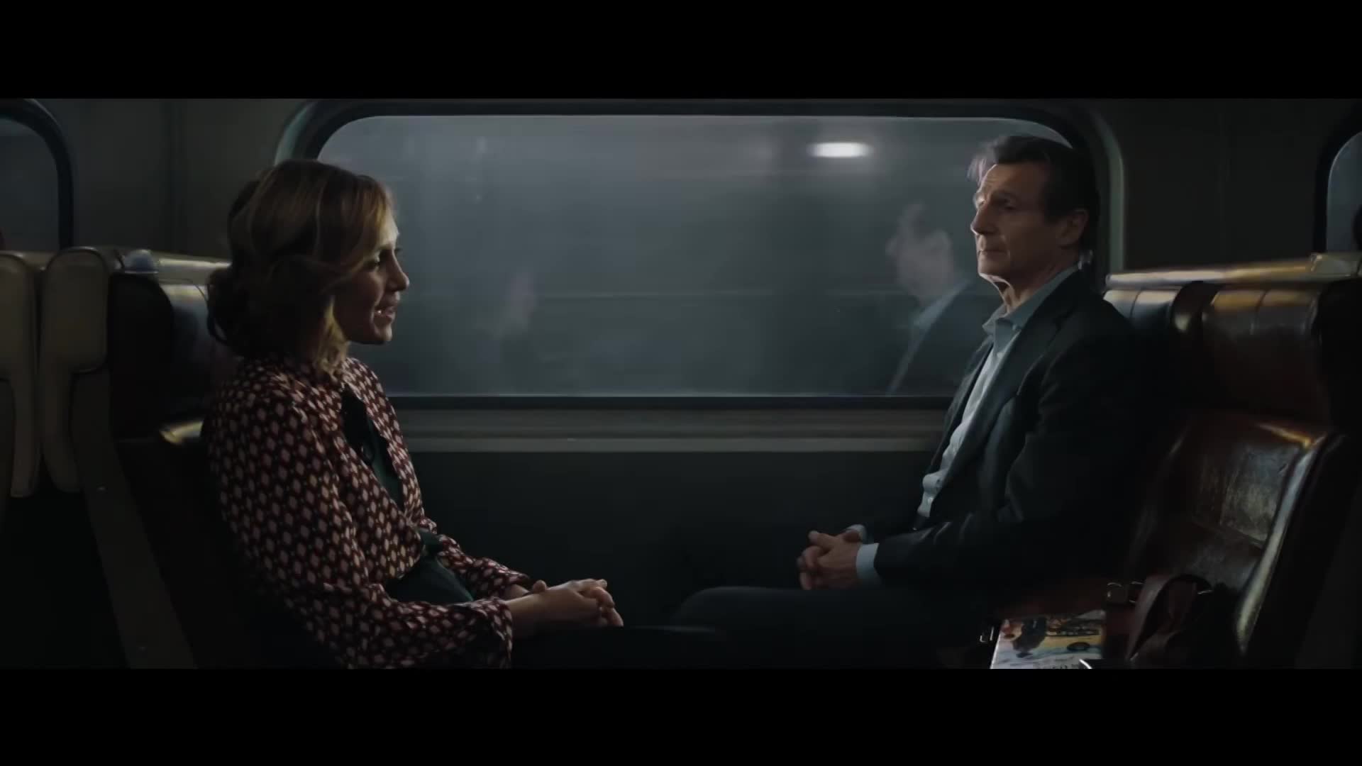 Cizinec ve vlaku: Trailer