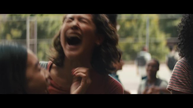 Slunce je také hvězda: Trailer