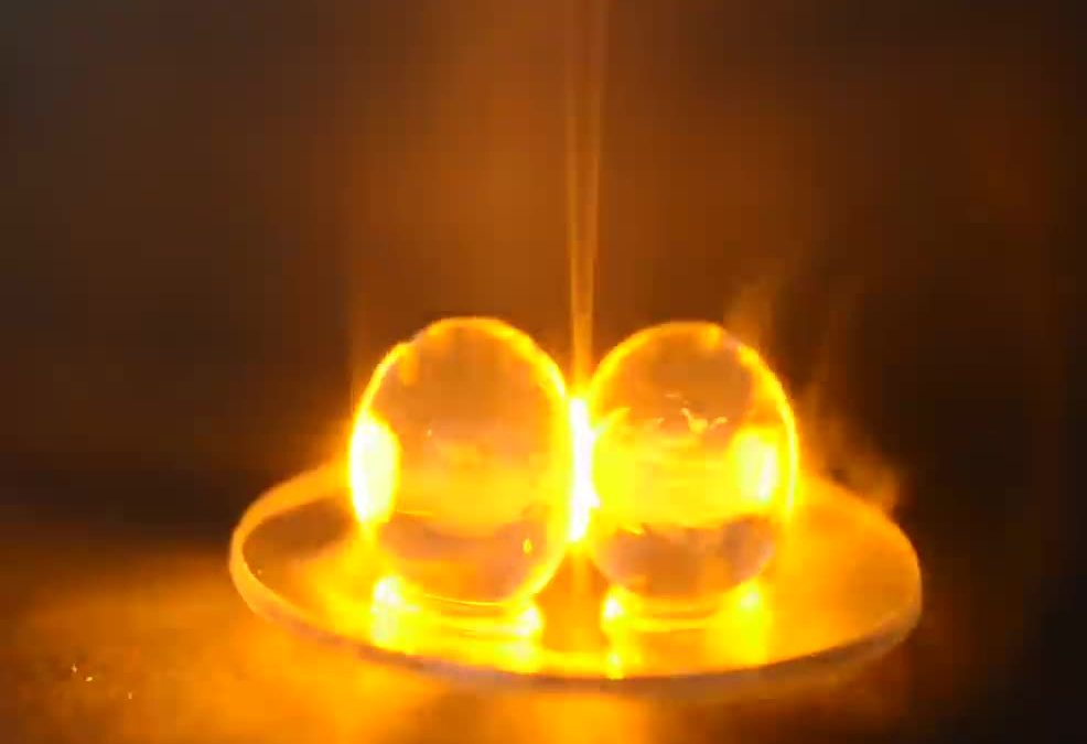 Plazma v mikrovlnce, 2. díl: Plazma vyrobené z hroznového vína