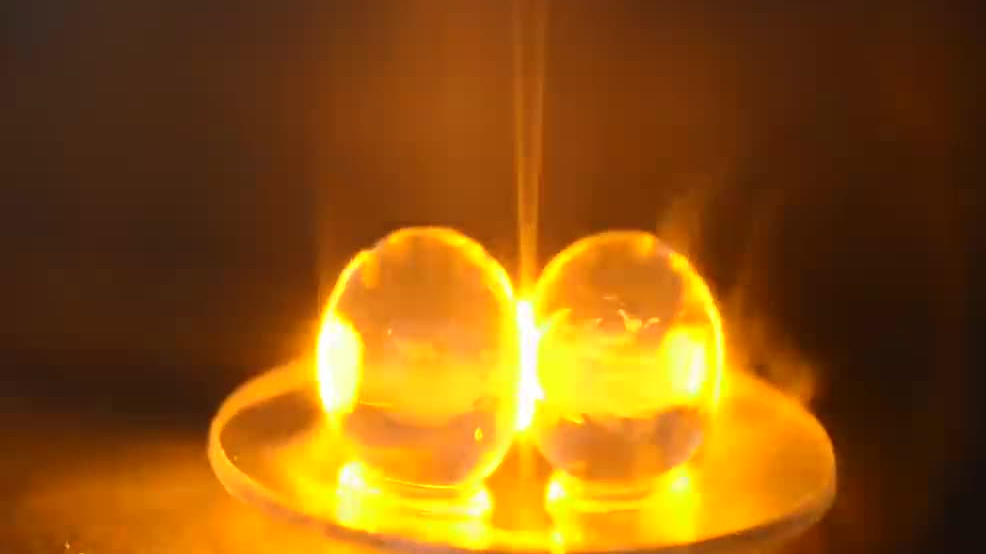 Plazma v mikrovlnce, 2. díl: Plazma vyrobené z hroznového vína