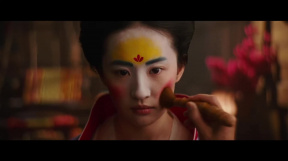Mulan (2020): trailer (český dabing)