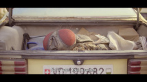 Moucha v kufru - trailer