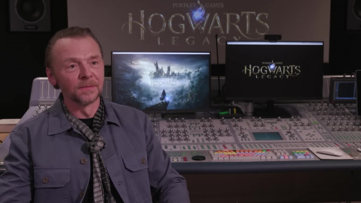 Simon Pegg jako Phineas Nigellus Black v Hogwarts Legacy