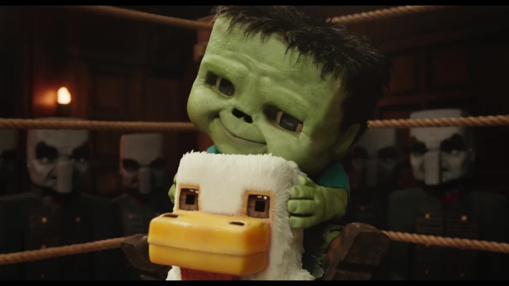 Pandy, zombie mimino a Jennifer Coolidge. Podívejte se na poslední trailer na filmový Minecraft