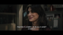 Bláznivě (2025) - trailer